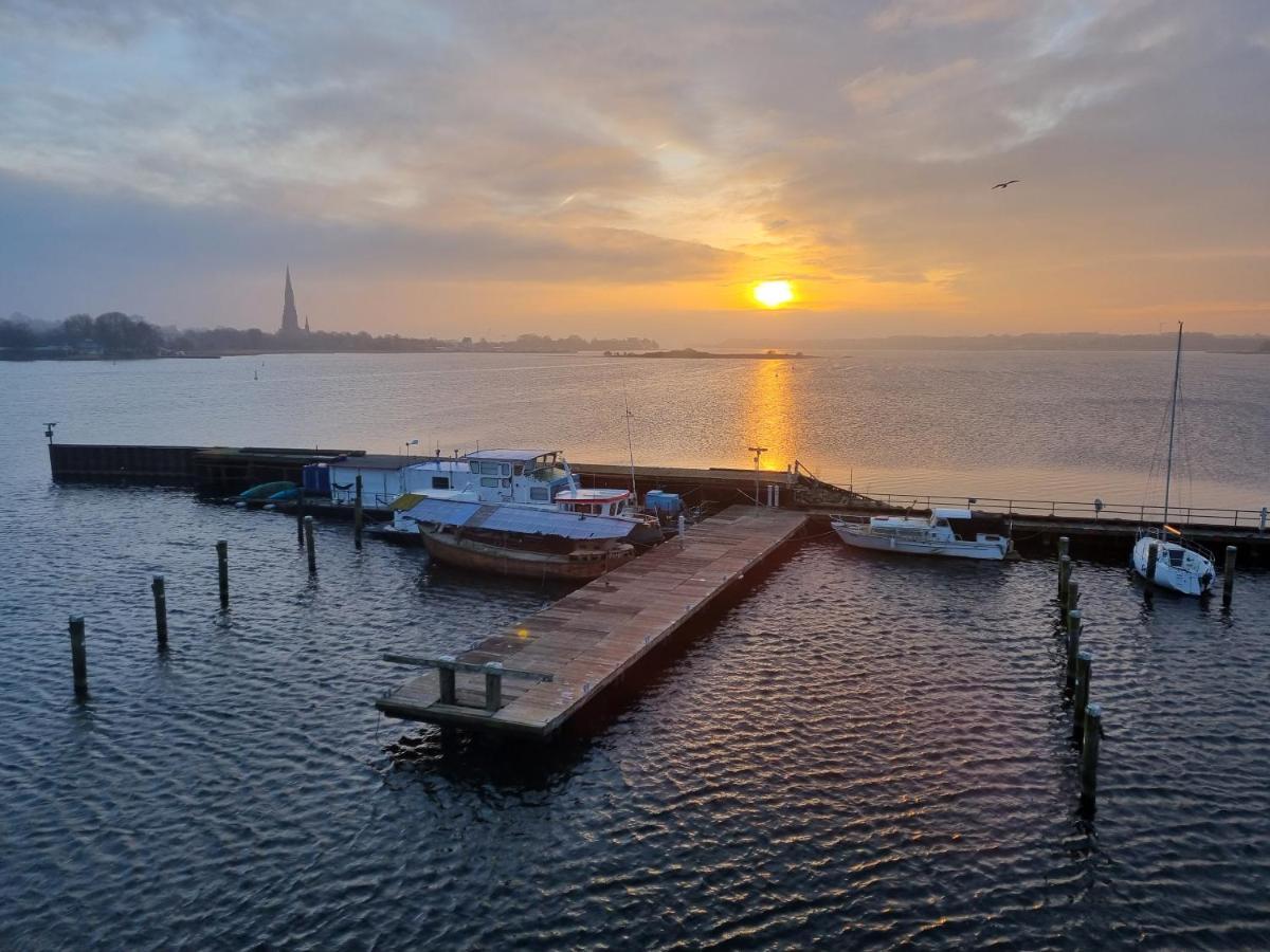 Ferienwohnung Schleiloge Mit Panoramablick Auf Die Schlei Schleswig Kültér fotó